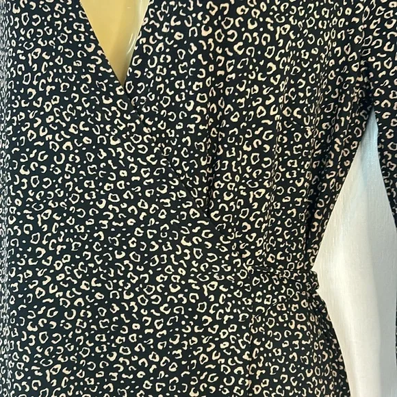 ANN TAYLOR WRAP DRESS WOMEN SIZE 6 BLACK TAN LONG SLEEVE ANIMAL PRINT - Picture 7 of 15